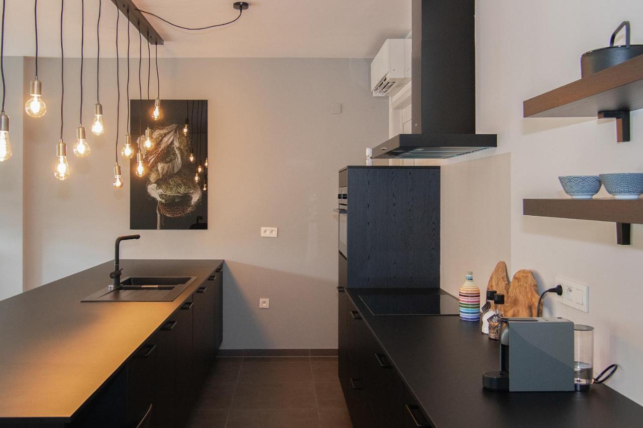 Boulevard Botanie City Apartment With Parking Hasselt Luaran gambar