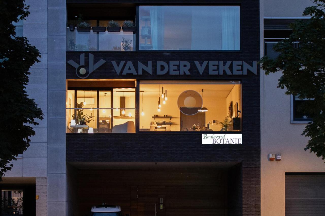 Boulevard Botanie City Apartment With Parking Hasselt Luaran gambar